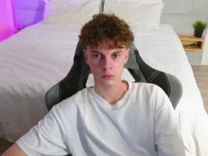 cute_thomasChaturbate screenshot 2024-09-13