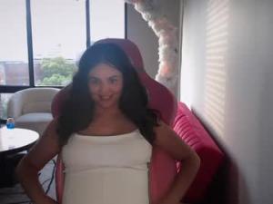 gia_is_hornyChaturbate screenshot 2024-09-15