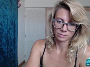 lailagetsnakedChaturbate screenshot 2024-08-14