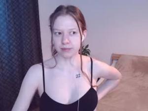 viktoriya_oliverChaturbate screenshot 2023-03-25